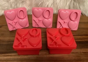 NUEVO-Lote/5 (2) Rojo (3) Rosa San Valentín Cuadrado Contenedores de Plástico Cajas de Tratamiento - Imagen 1 de 4
