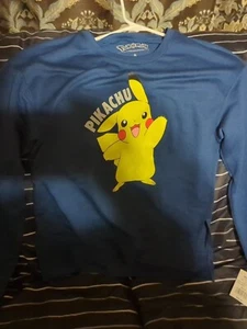 WOMEN'S TEEN Nintendo POKEMON PIKACHU Crew Sweatshirt SMALL NEW w/ TAG - Picture 1 of 5