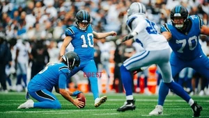 RYAN FITZGERALD CAROLINA PANTHERS WINNING FG VS COWBOYS ON 10/12/25 COLOR 8X10 - Picture 1 of 1