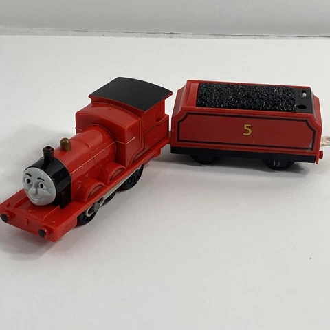 Thomas & Friends TrackMaster James and Tender Motorized Train Engine NOT WORKING Cover