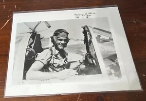 Foto brillante firmada por Calvin Wire 8x10 P-38 Ace 7V 475FG S.PAC SEGUNDA GUERRA MUNDIAL - Imagen 1 de 2