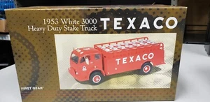 FIRE GEAR COLECCIONABLES 1953 BLANCO 3000 ¡ESTACA DE ALTA RESISTENCIA! ESCALA 1/34!!! ¡NUEVO EN CAJA! - Imagen 1 de 6