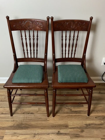 Crescent Line Antique Oak Pressed Back Side Chairs: EXCELLENT Condition Cover