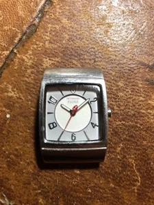 Detomaso Ladies Fiora Watch. No Strap. Not Running, Spares or Repair. - Picture 1 of 3