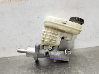 17 2017 FORD EXPLORER PLATINUM BRAKE MASTER CYLINDER 3.5L - Image 1 of 4