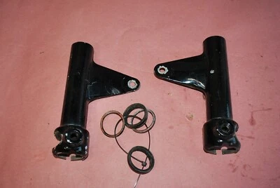 Soportes de faros Honda Goldwing GL1000 1975-1977 con arandelas y espaciadores Foto 1 de 4