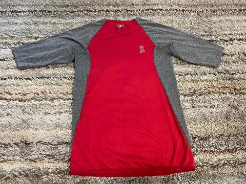 Majestic LA Angels Mens Small Red/Gray Therma Base  3/4 Sleeve Shirt Cover