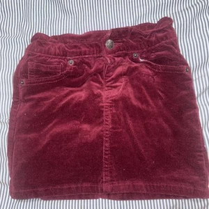 Cat & Jack Girl’s Maroon Corduroy Skirt Size S( 6x6x)Stretch Waist Casual Wear - Picture 1 of 2