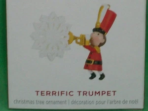 Hallmark 2024 Terrific Trompet - Juguete Musical Soldier 11th - Edición Limitada. - Nuevo en caja - Imagen 1 de 8