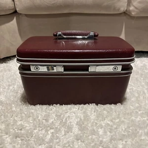 Vintage Samsonite Burgundy Cosmetic Train Case Carry-on Luggage Tray Mirror - Picture 1 of 14