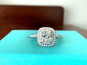 Tiffany & Co Cushion Soleste Platinum Diamond Engagement Ring 1.37 ct H VS1