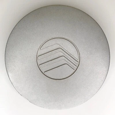 Tapacubos central Mercury Tracer 1997 1998 1999 F7K6-1A096-AB Foto 1 de 3