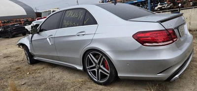 Compresor de aire acondicionado 12-16 Mercedes-Benz E63 Clase E 5,5 L OEM 2230971180 Foto 1 de 4