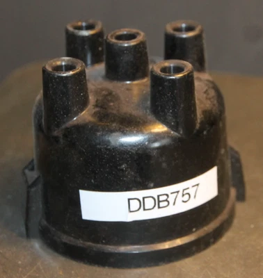 Ford Fiesta Cortina Capri Escort 1970s DDB757 Distributor Cap - Image 1 of 2