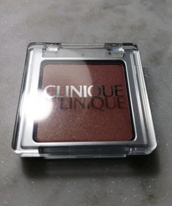 Clinique Blushing Blush Blush in polvere BREATHLESS BERRY 0,06 oz MINI - Foto 1 di 2