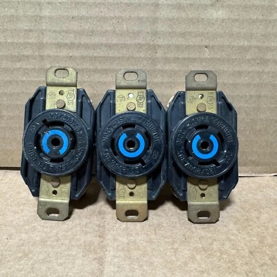 LOT OF 3 HUBBELL TWIST-LOCK HBL2510 20 AMP 120/208V RECEPTACLE          AK - Image 1 of 3