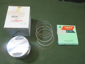 YAMAHA TT500 XT500 SR500 PISTON & RINGS NOS 0.25 583-11635-02 583-11610-12 - Picture 1 of 6