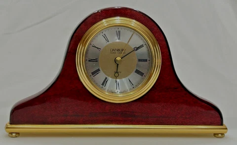 Danbury Clock Company Desk Mantle cherry wood Quartz Clock German Movt 7.5"x4.5" Cover