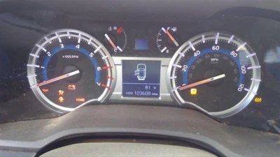 Toyota 4Runner Limited 2016-2019 4x4 y SR5 velocímetro calibre clúster 103 k Foto 1 de 4