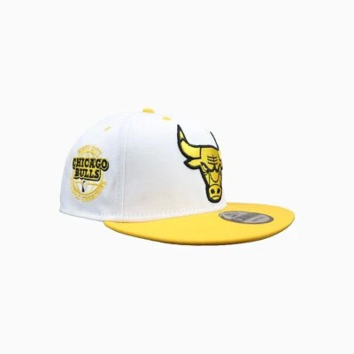 Gorra New Era Chicago Bulls 6X Campeones de la NBA NBA 9Fifty Snapback | Gorra con logotipo del equipo Foto 1 de 4
