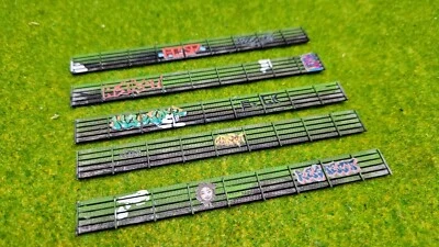 5x Beton-Sichtschutzzaun Spur N (1:160) unbemalt oder fertig bemalt mit Graffiti - Bild 1 von 4