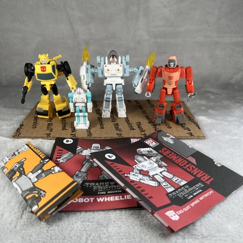 Transformers Bumblebee Spike Wheelie Core Class Loose Lot Cover