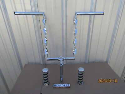 NEW  CHROME LOWRIDER BICYCLE FLAT TWISTED HANDLEBAR , TWISTED GOOSENECK & GRIPS. - Image 1 of 4