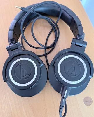 Audio-Technica ATH-M50x Professional Studio Monitor Headphones Black - Image 1 of 4