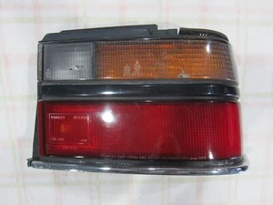 1986 1988 Acura Legend sedán de 4 puertas pasajero lado derecho fabricante de equipos originales luz trasera - Imagen 1 de 4