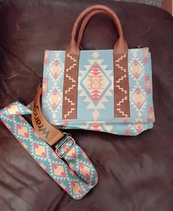 Wrangler Purse Western Style - Picture 1 of 3