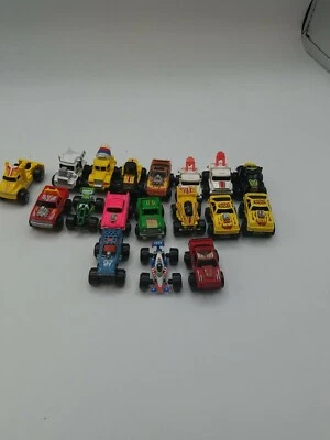 Vintage Lot of 18 road champs from the 80's  mustang's, tow trucks, construction - Image 1 of 4