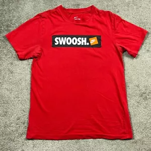Camicia Nike uomo piccola rossa maniche corte collo a vite swoosh logo in cotone - Foto 1 di 11