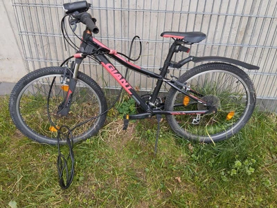 Giant 24 ZOLL FAHRRAD  FAHRRAD KINDERFAHRRAD  MOUNTAINBIKE MTB - Bild 1 von 4