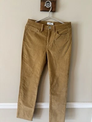 Pantalones cortos rectos de pana Vineyard Vines para mujer talla 26 dobladillo crudo marrón Foto 1 de 4