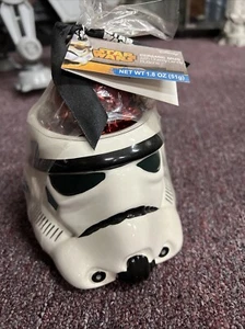 Taza de café llena de caramelos Star Wars Darth Vader & Storm Trooper - Imagen 1 de 3