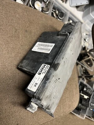 Dodge RAM 2500 3500 2007 diésel Cummins OEM TIPM caja de fusibles 04692116AH Foto 1 de 4