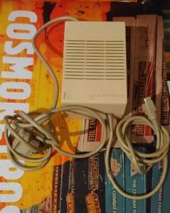 Commodore 128 zewnętrzny zasilacz / zewnętrzny zasilacz working - Zdjęcie 1 z 1