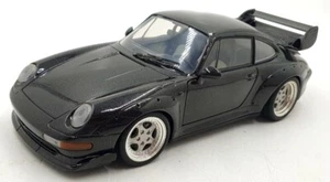 UT 1/18 Scale Diecast 9224C - Porsche 911 GT - Standox Dark Green/Black - Picture 1 of 5