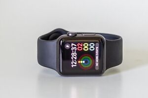 Apple Watch Series 3 38mm Szara obudowa z czarnym aluminiowym paskiem (darmowa wysyłka)