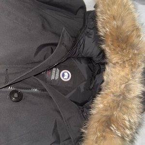 canada goose jacket - Picture 1 of 11