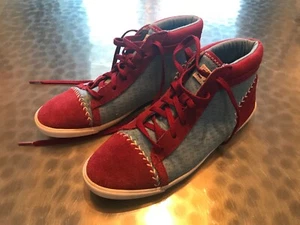 MADE brand Mo'ne Davis "BECAUSE I AM A GIRL" high top sneakers GIRLS SZ 8 - Picture 1 of 4
