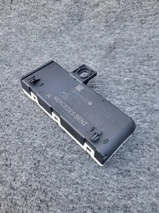 Mercedes E class W213 W238 Electric Tailgate Control Module bootlid A213900471 - Picture 1 of 9