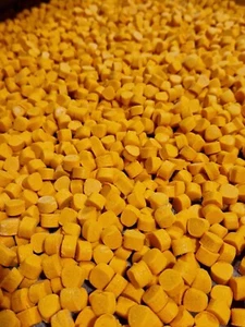 CORN POP-UP TOPPERS - EGG YOLK. YELLOW, ORANGE, WHITE OR FLURO PINK - Picture 1 of 4