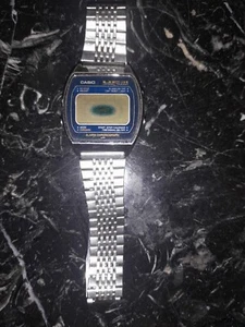 RARO OROLOGIO CRONOGRAFO SVEGLIA CALENDARIO MESE COMPLETO UNIVERSALE CASIO 79QS-39 VINTAGE - Foto 1 di 6