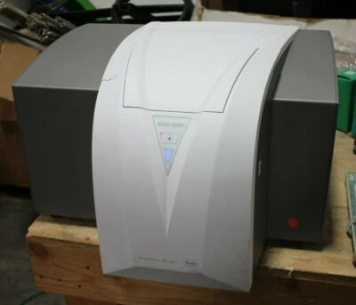 ROCHE NIMBLEGEN MS 200 CGH LOH SCANNER DI RILEVAMENTO MICROARRAY  - Immagine 1 di 4