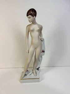 A. Royal Dux Cernoch Female Nude Porcelain Figure, Hallmarked, Excellent Cond. - Picture 1 of 11
