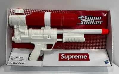 Super Soaker Supreme x NERF Foto 1 de 3