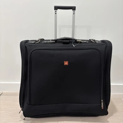 "Bolsa de ropa con ruedas Swiss Gear negra con función colgante 22x21x7""" Foto 1 de 4