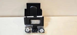Bose Charging Case for QuietComfort Earbuds w/Box/"Ear Seals" - Holds Charge OEM - Picture 1 of 6