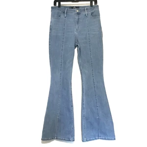 Hollister High Rise Schlagjeans Junior Größe 13 31/31 geteilter Saum helle Waschung gebraucht, in einwandfreiem Zustand - Bild 1 von 19